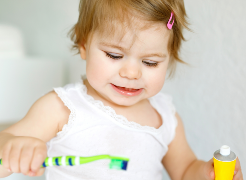 Les dents de bébé : Quelles sont les bonnes habitudes à prendre ?